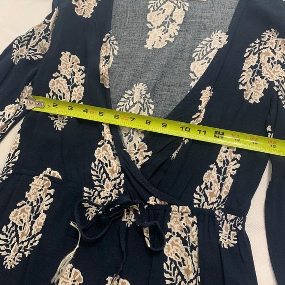 🌀 Long Sleeve Romper Medium - Picture 8 of 10